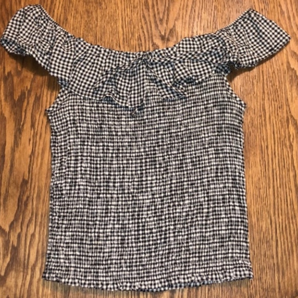 Tops - Houndstooth Off-the-Shoulder Top